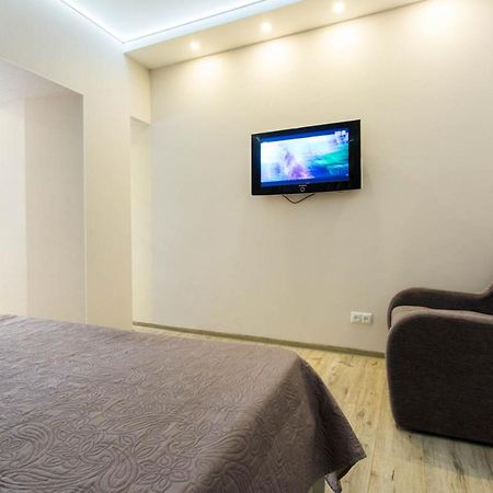 New Apartments In The City Center - Kuznechna Str. 26/2 哈尔科夫 外观 照片