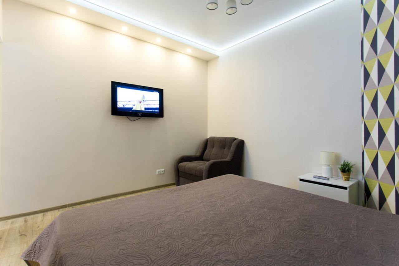 New Apartments In The City Center - Kuznechna Str. 26/2 哈尔科夫 外观 照片