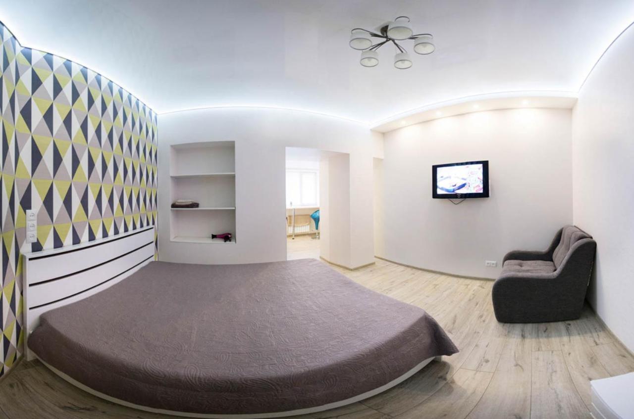 New Apartments In The City Center - Kuznechna Str. 26/2 哈尔科夫 外观 照片
